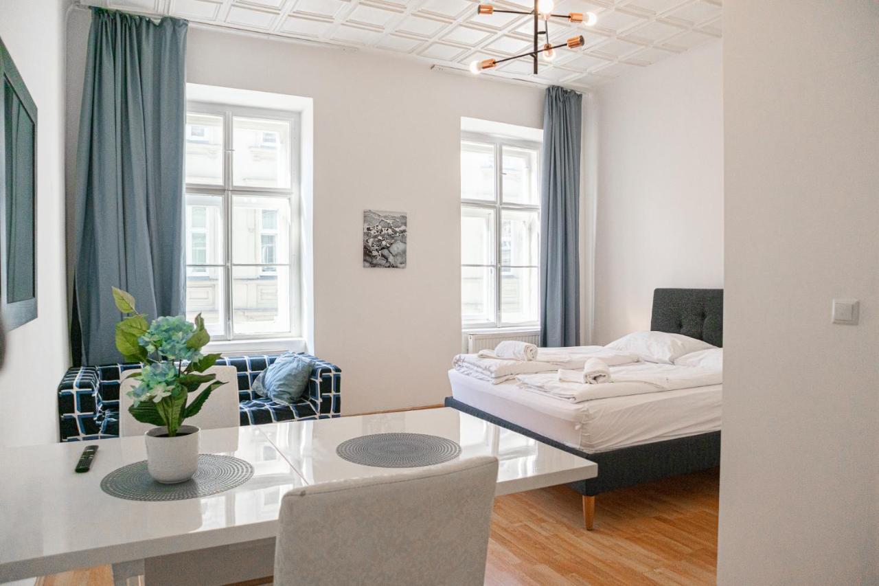וינה Central Belvedere 3Br Shared Apartment - 12 Min From City Center מראה חיצוני תמונה