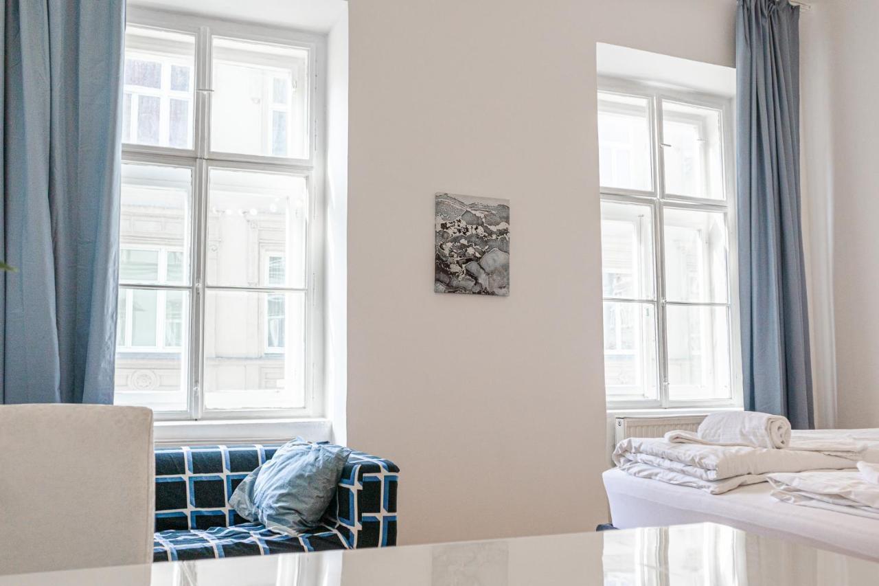 וינה Central Belvedere 3Br Shared Apartment - 12 Min From City Center מראה חיצוני תמונה