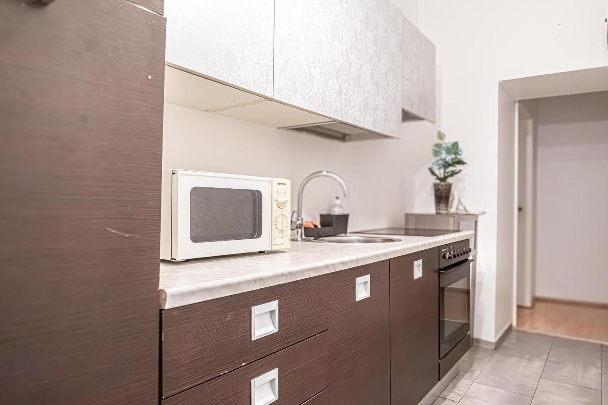וינה Central Belvedere 3Br Shared Apartment - 12 Min From City Center מראה חיצוני תמונה
